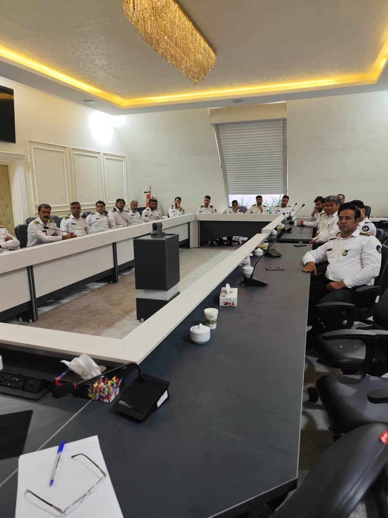 Briefing session for security personnel held in the presence of the Regional CEO